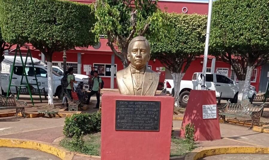 Imagen de tatahuicapan 3.jpeg Imagen de tatahuicapan 3